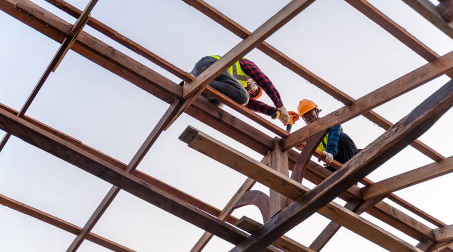 Expert Emergency Roof Repairs services in Lenox Dale, MA